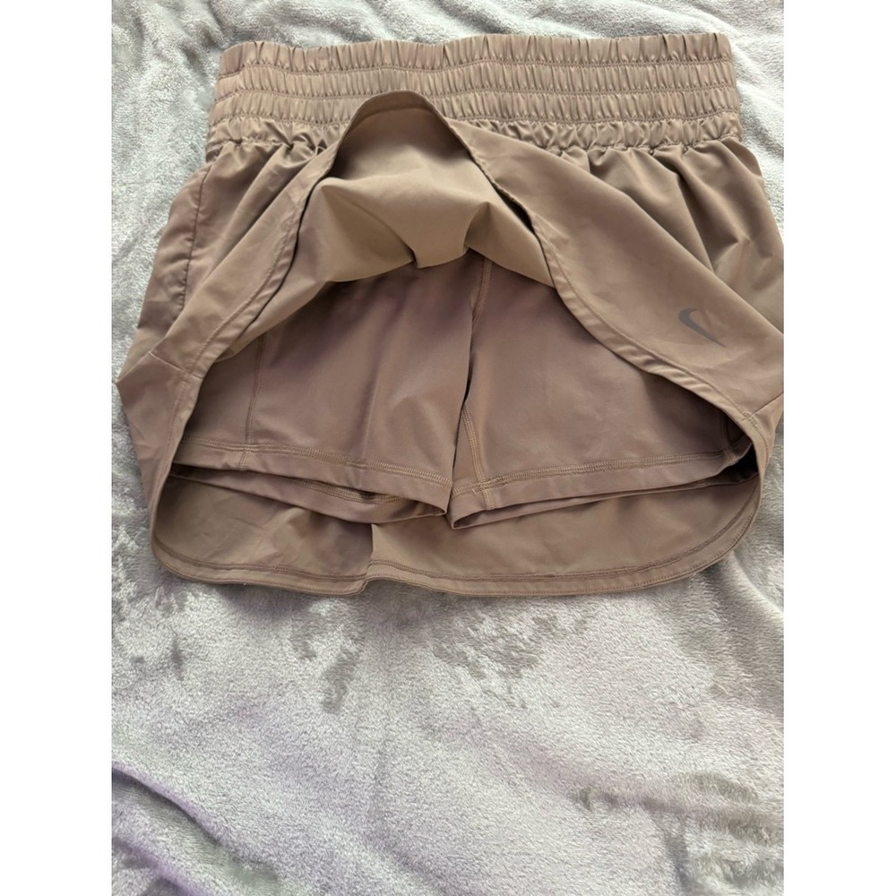 Nike Women's Brown Athletic Skort with Elastic Waistband - Picture 3 of 5